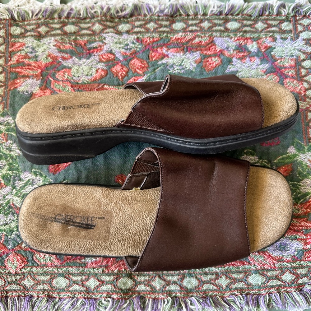 Cherokee slides